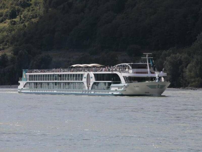 Das Schiff die MS Alina