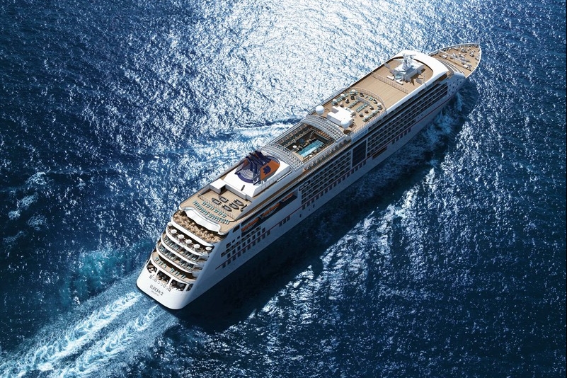MS Europa 2