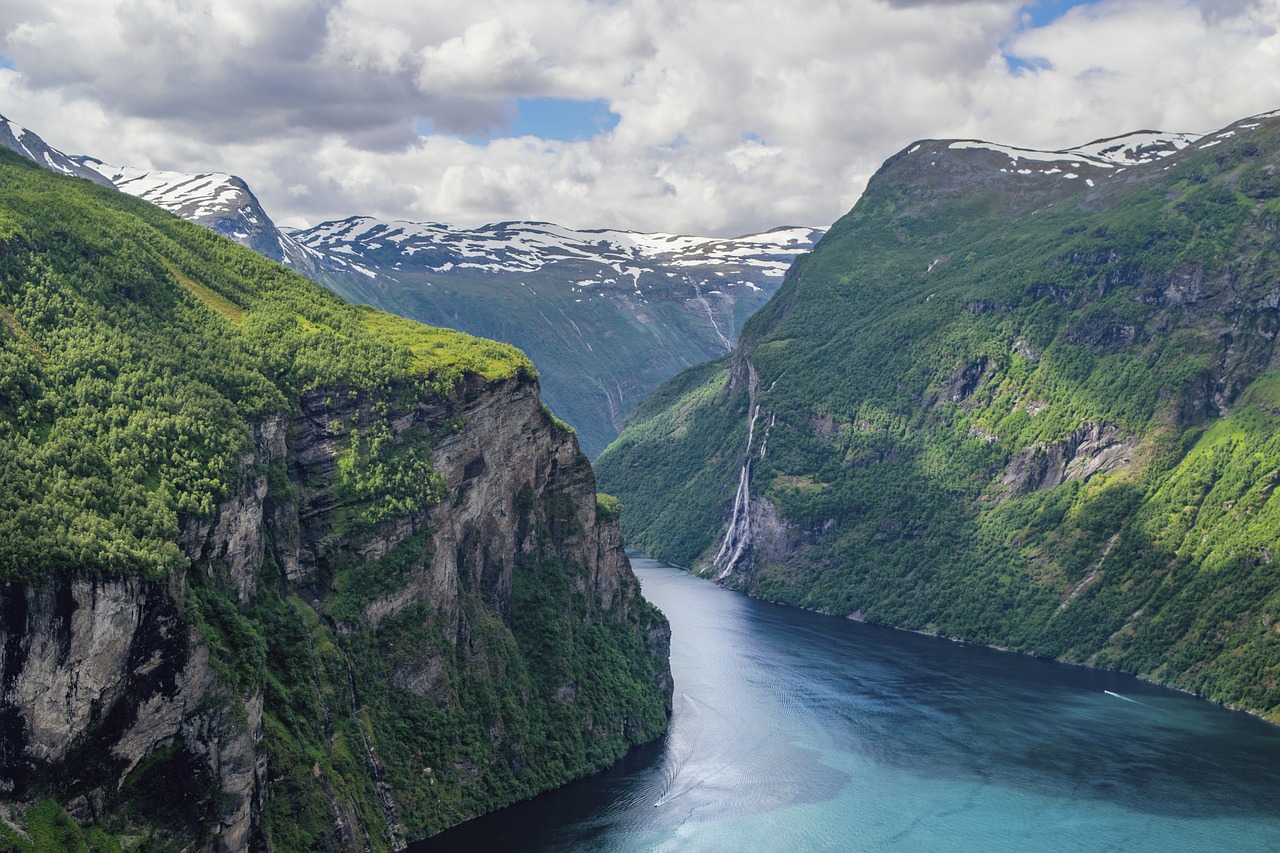 AIDA Kreuzfahrt 2023 Metropolen & Norwegen