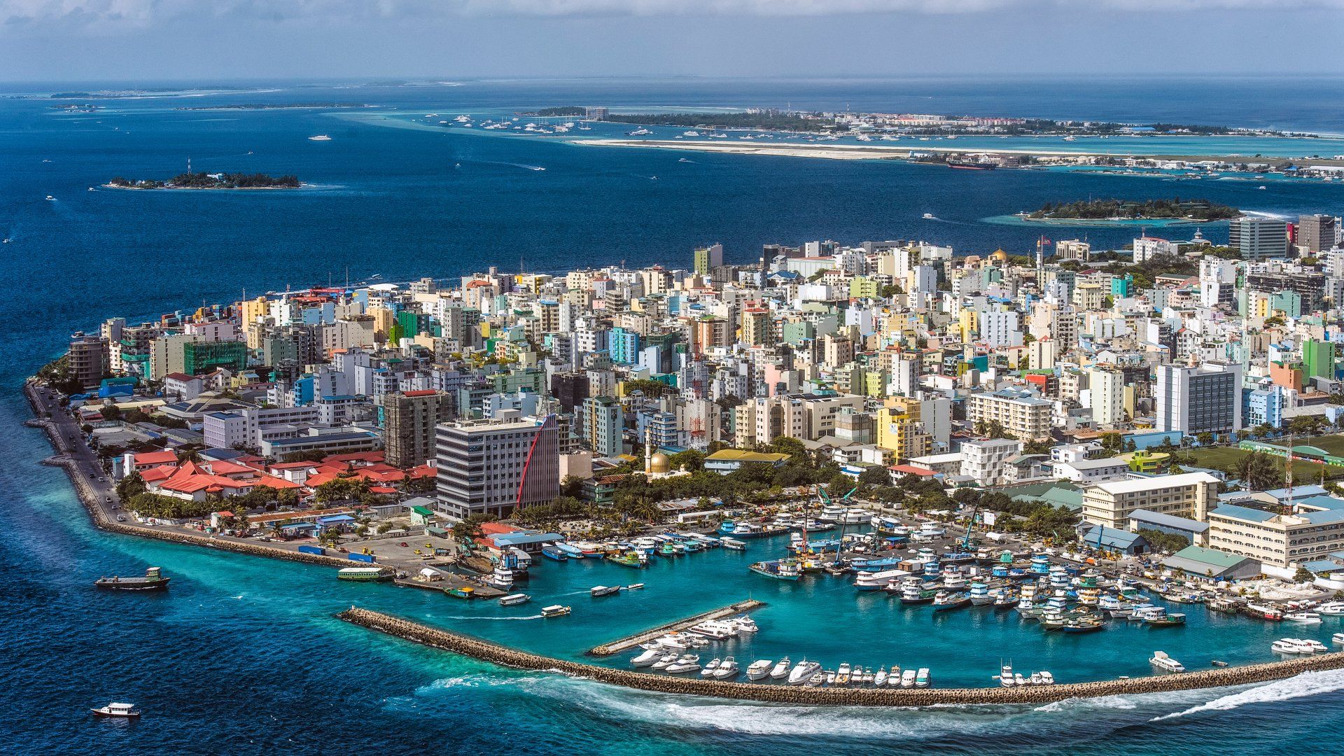 AIDA von Singapur über Sri Lanka nach Mauritius
