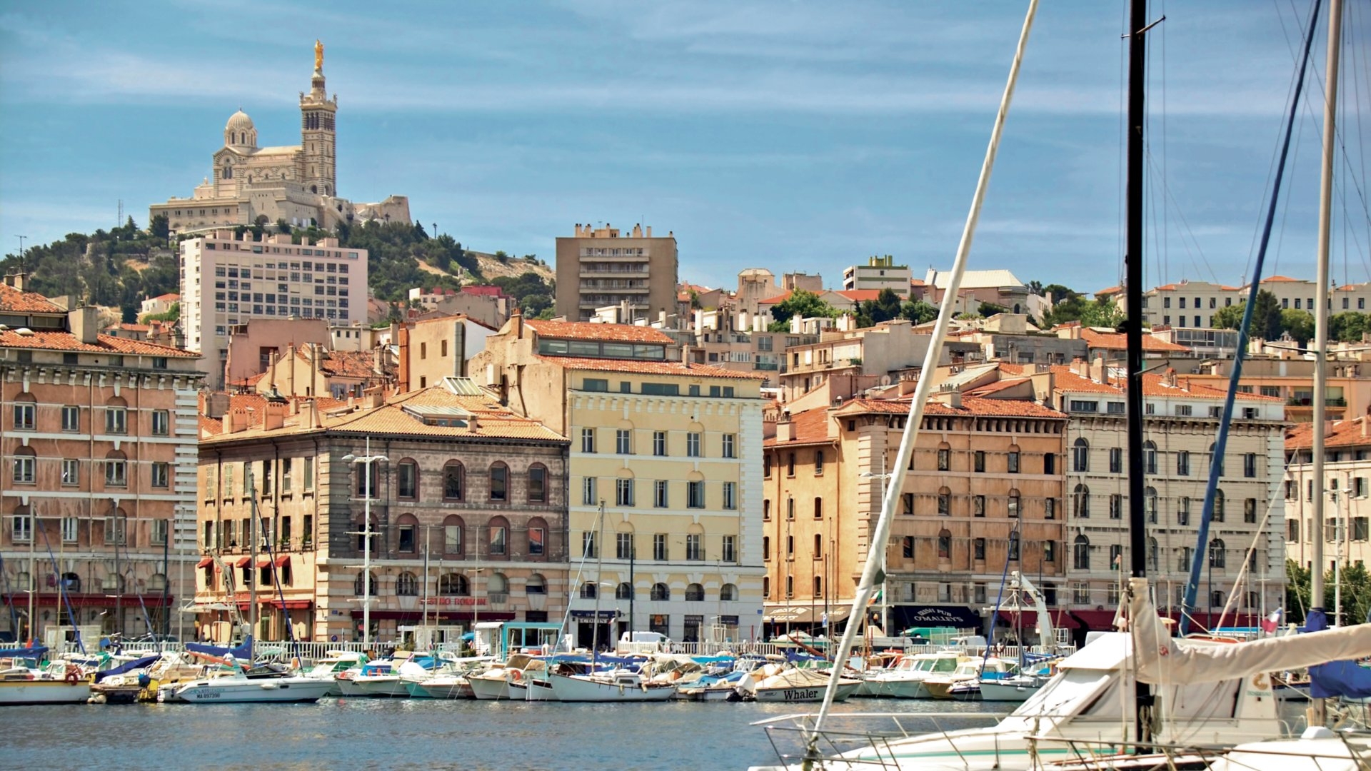 AIDA Mediterrane Schätze mit Sardinien ab Barcelona