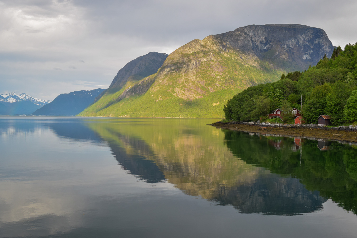 AIDA Norwegen mit Spitzbergen & Lofoten ab Hamburg