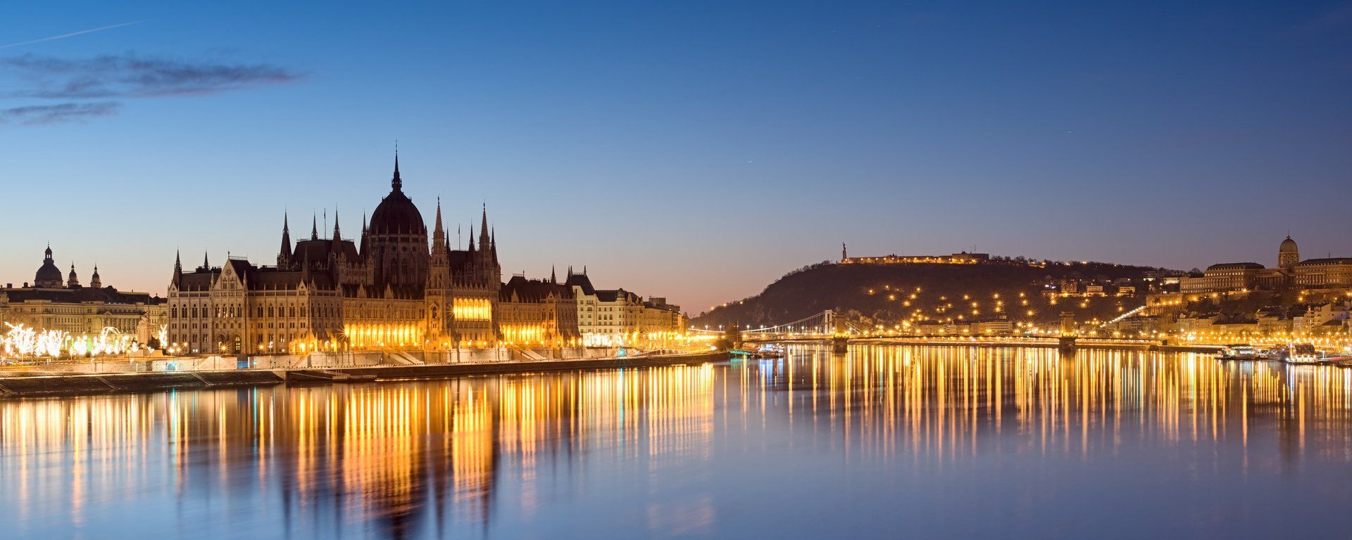 Donau Städte Panorama 2025