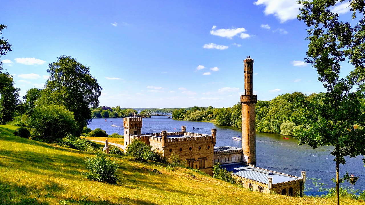 Elbe & Havel Flussreise von Hamburg nach Potsdam 2026
