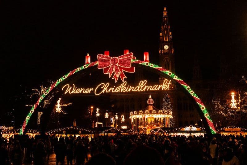 header-adventreisen-wiener-christkindelmarkt.jpg